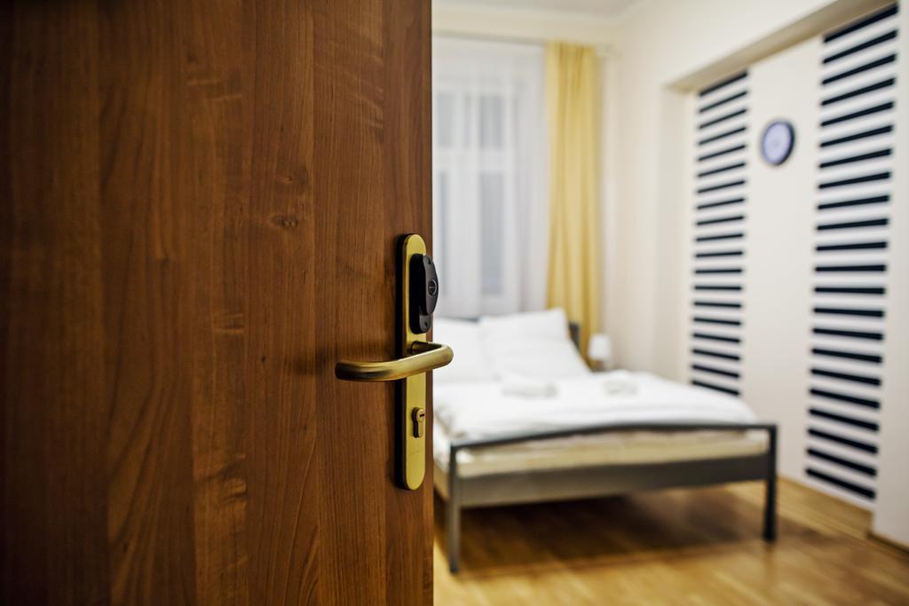 Lew Hostel Inowrocław Quarto foto